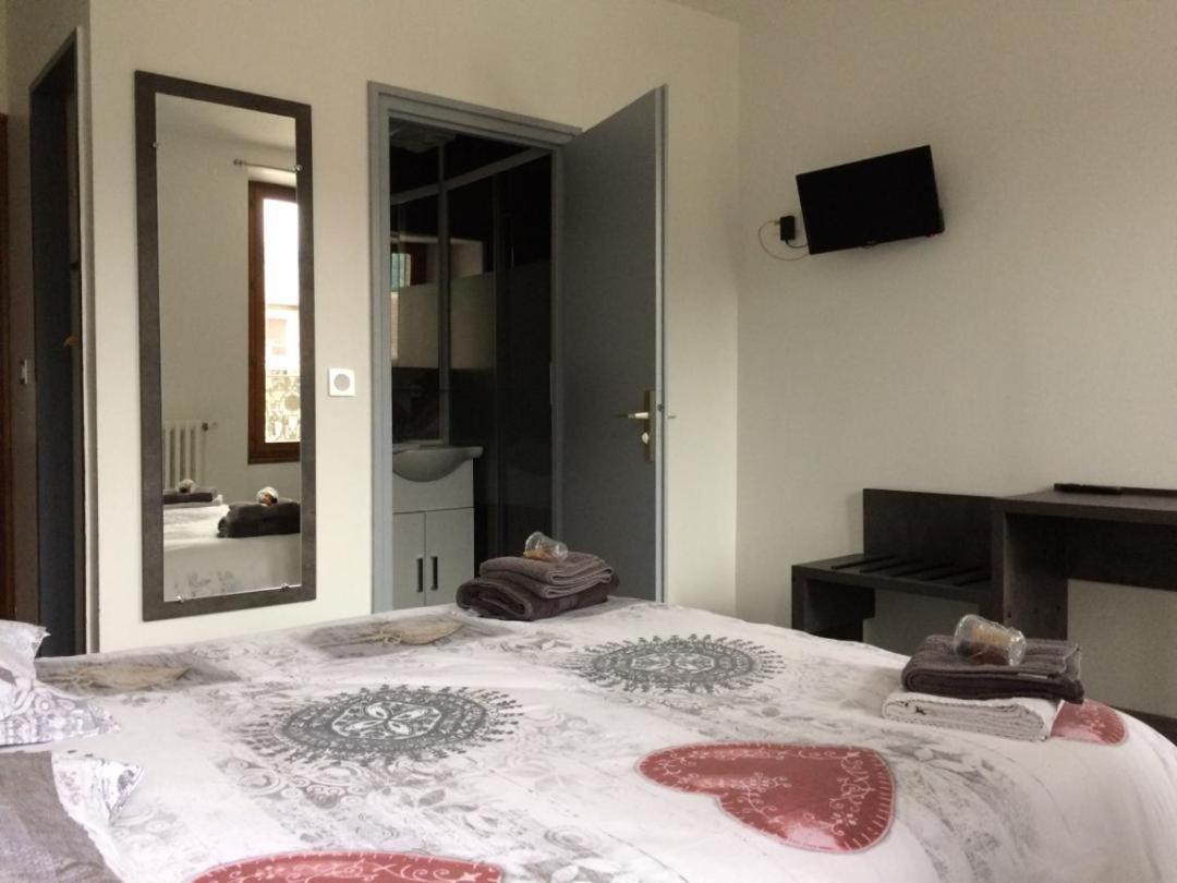 Hôtel L'Eterlou à La Chambre Extérieur photo