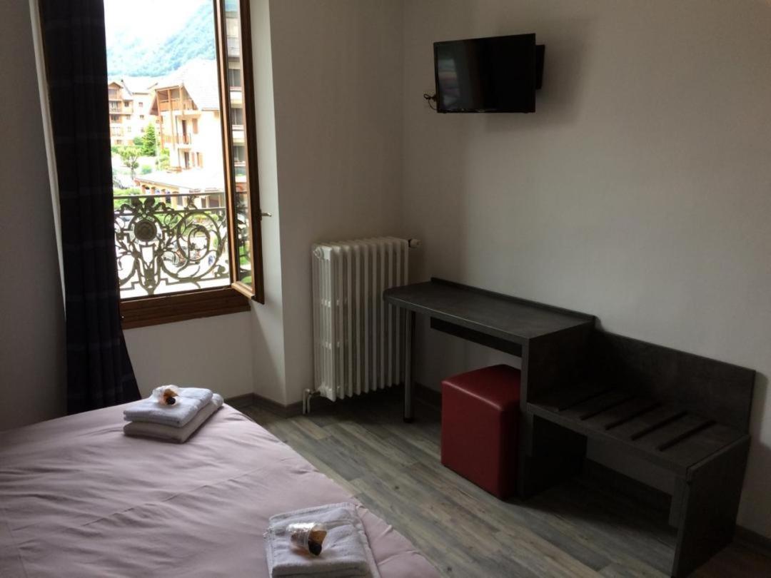 Hôtel L'Eterlou à La Chambre Extérieur photo